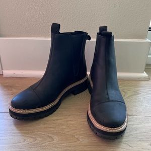 Brand new Toms Dakota boots size 6